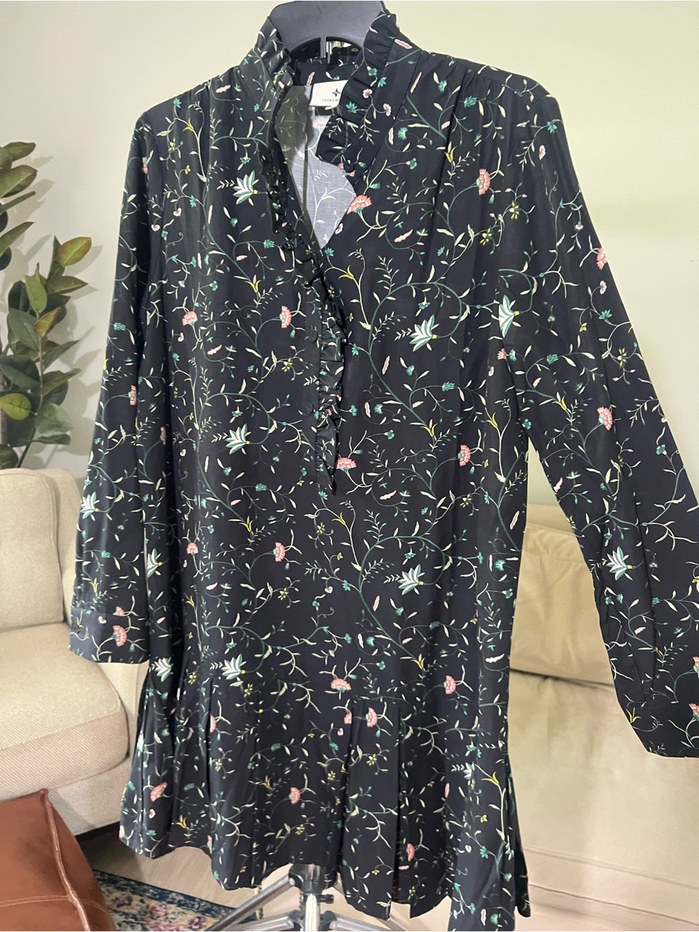 **Tuckernuck Floral Ruffle-Collar Dress | Size M** - Picture 9 of 9